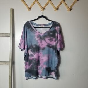NWOT HAPTICS WOMEN'S TIE-DYE V-NECK OVERSIZED BLOUSE SIZE MEDIUM
